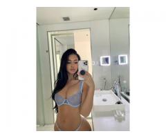 Vegas favorite bombshell